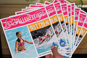 Neuer Wellenfreibad-Flyer